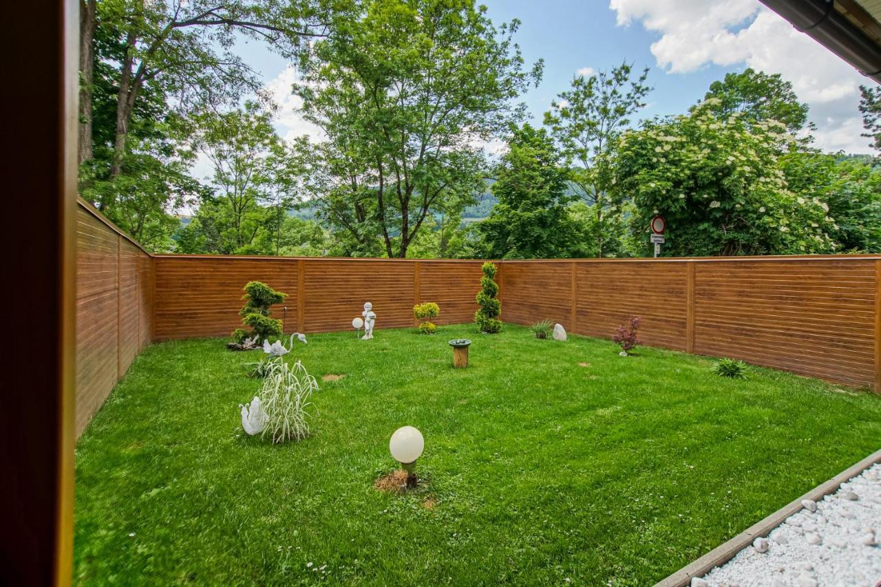 Auszeit Steiraland 6 Mit Ueberdachter Terasse Schoenen Garten Und Kostenlosen Parkplatz Leoben  Bagian luar foto